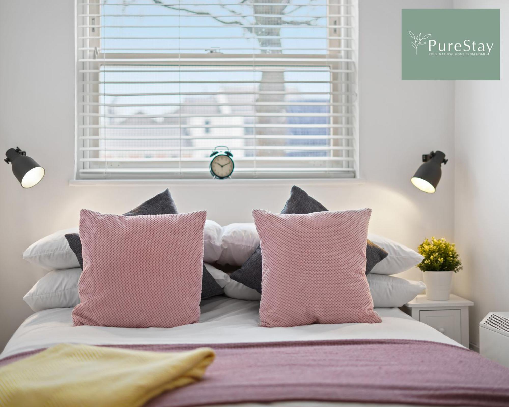 Stunning Two Bed Leamington Apartment With Free Wifi By Purestay Short Lets & Serviced Accommodation Exterior foto