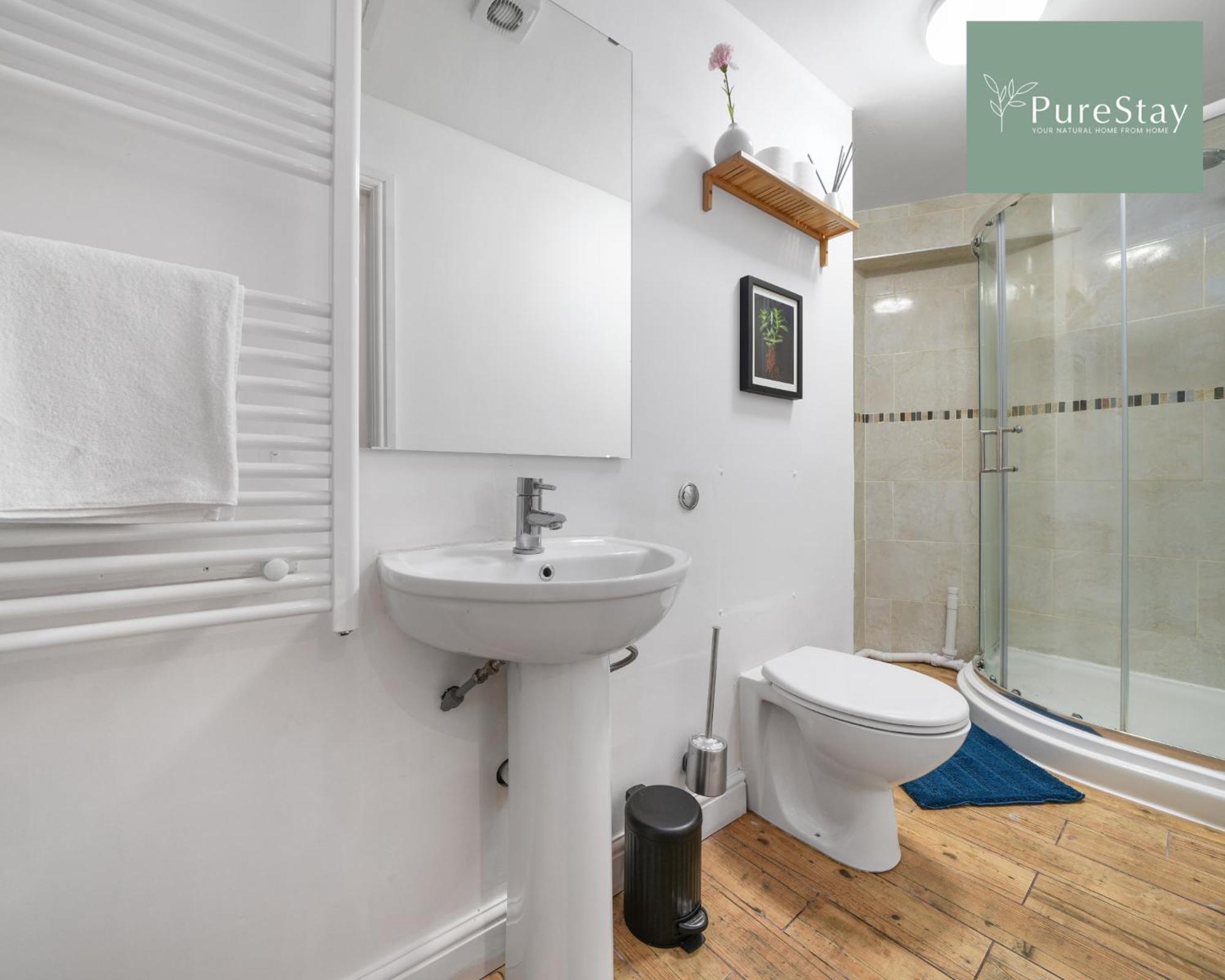 Stunning Two Bed Leamington Apartment With Free Wifi By Purestay Short Lets & Serviced Accommodation Exterior foto